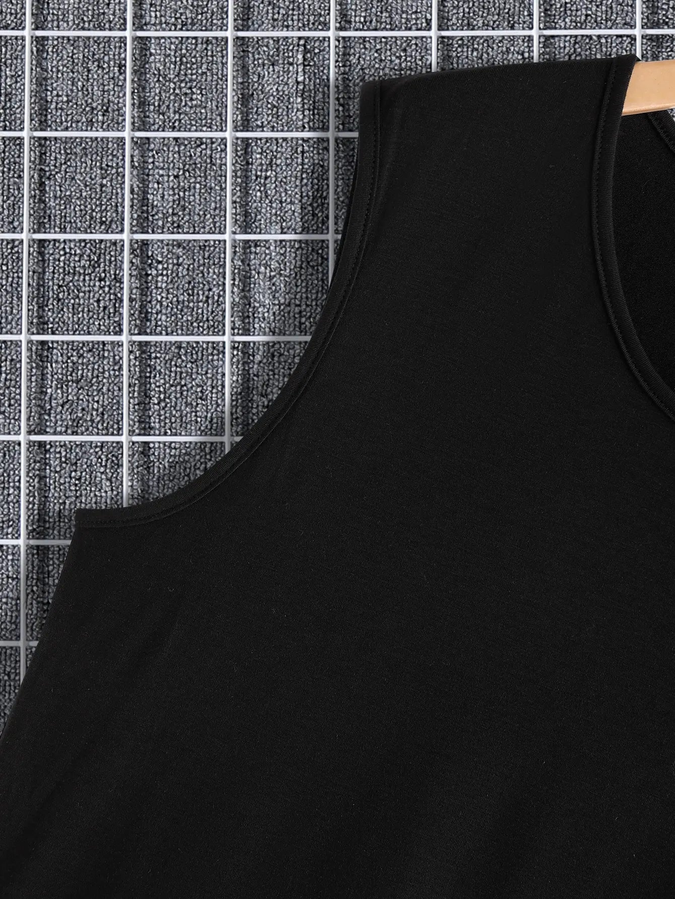 Men's Summer American High-Street Retro Print Tank Top: Streetwear Hip-Hop Style, Loose-Fit, Round Neck, Sleeveless Top