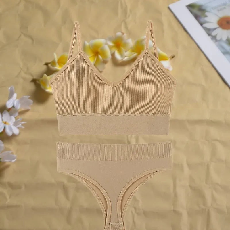 Women's Seamless Pushup Bra and Thong Lingerie Set