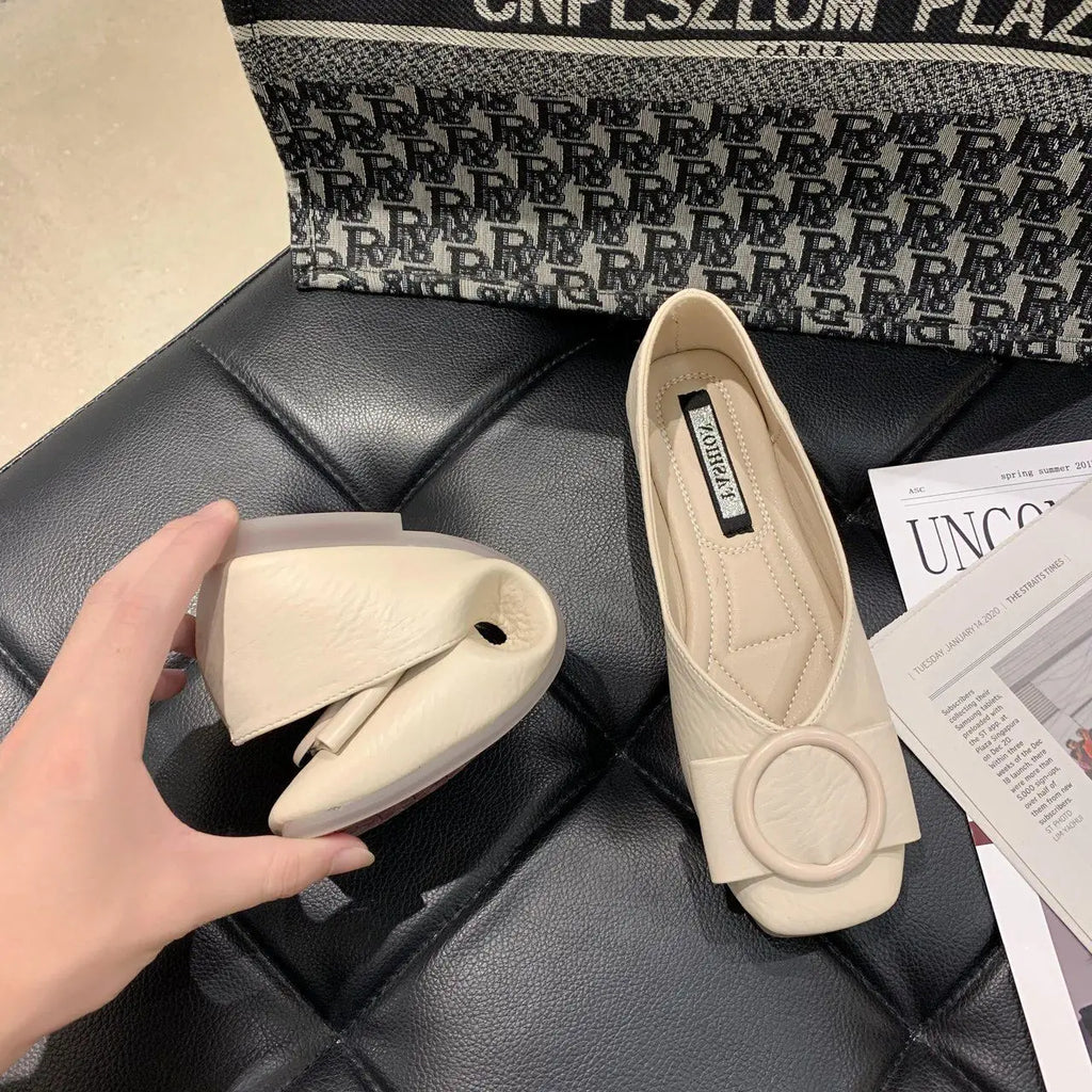 Chic White Flat Shoes for Women with Slip-On Design