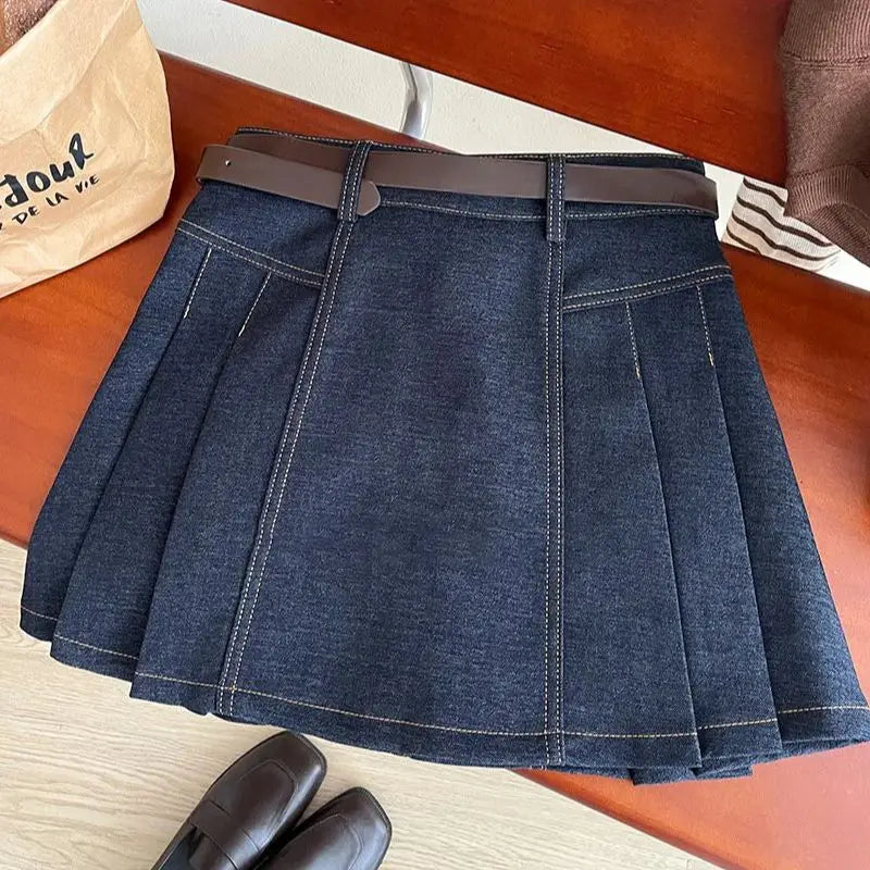 Vintage Black A-Line Skirt for Women in Imitation Denim