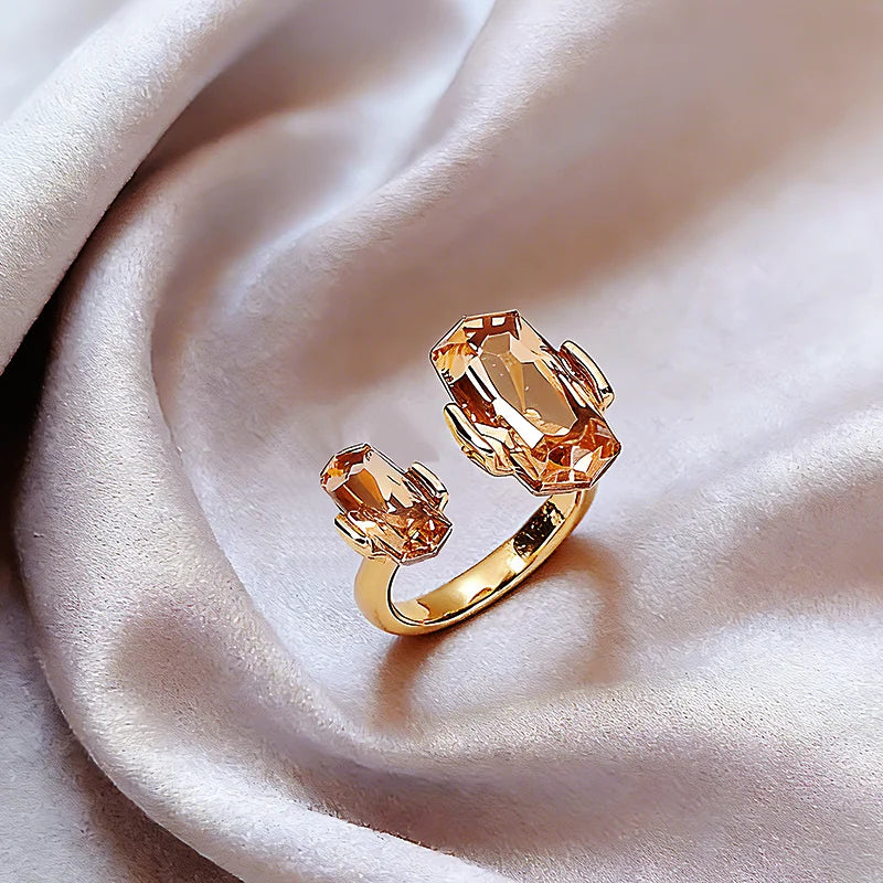 Trendy Gold Plated Wedding Ring with Geometric Design