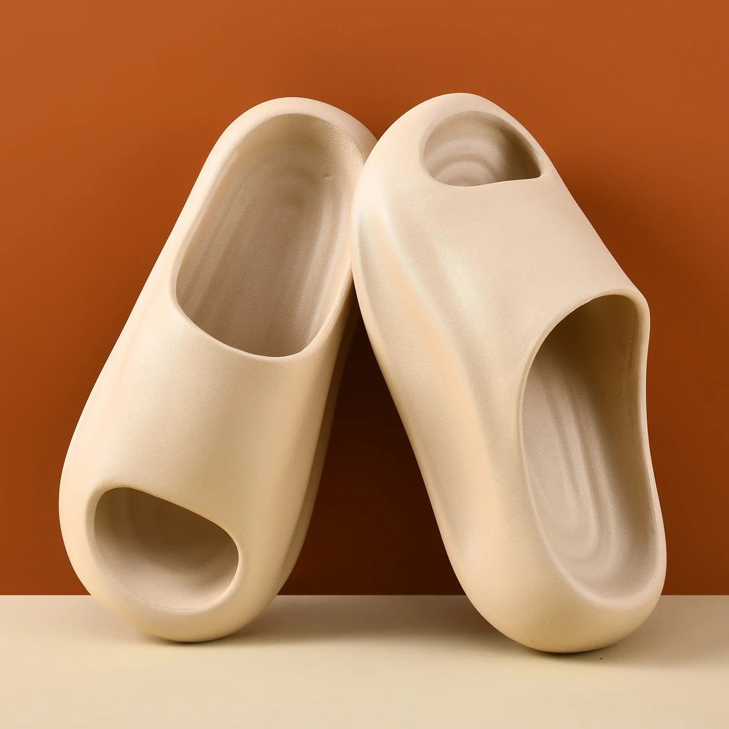 Lightweight Women Slippers with Thick Bottom for Spring Autumn