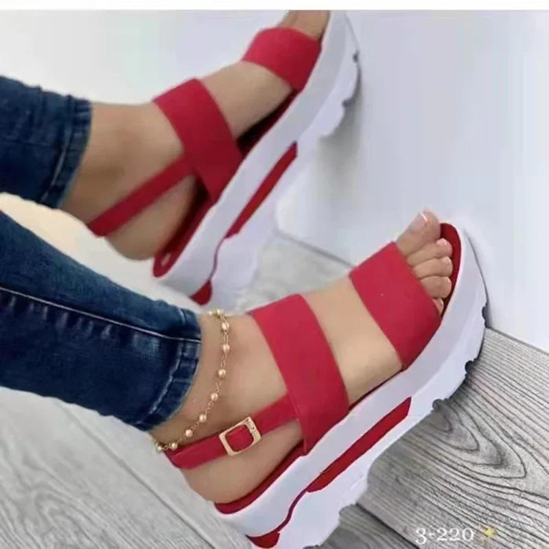 Women's Low Platform Wedge Sandals with Buckle Strap for Casual Wear