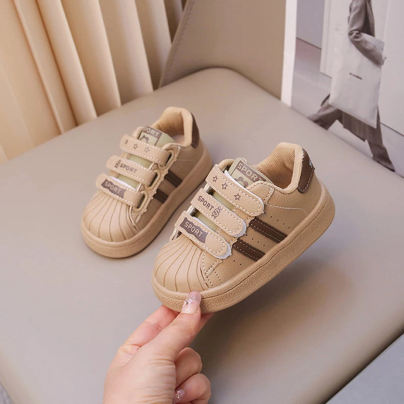 Qaawal Boys Casual Sneakers for Spring and Autumn
