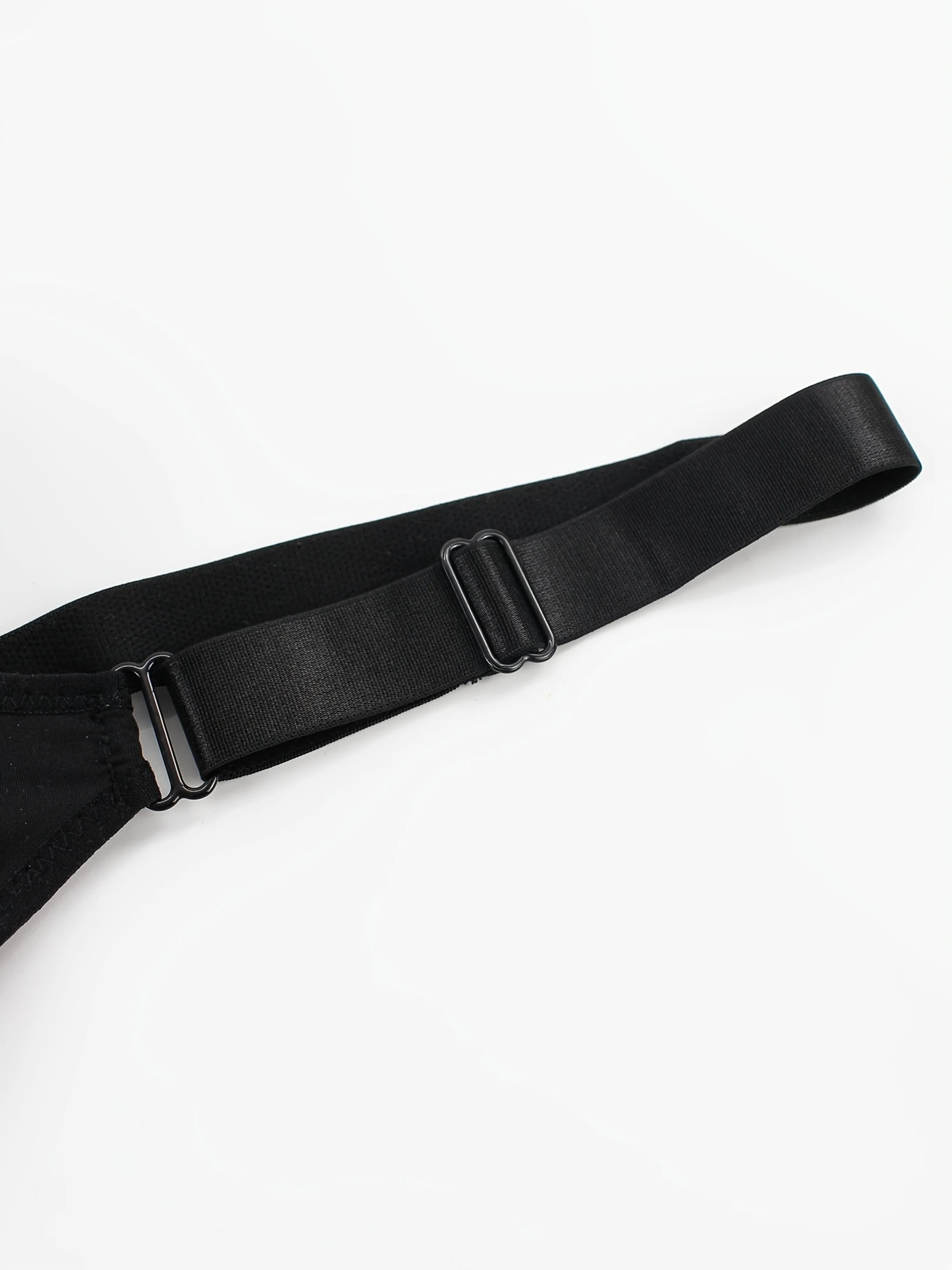 European size of underwear  with steel rims, gathered together to prevent sagging, sporty and beautiful back, deep V-bra