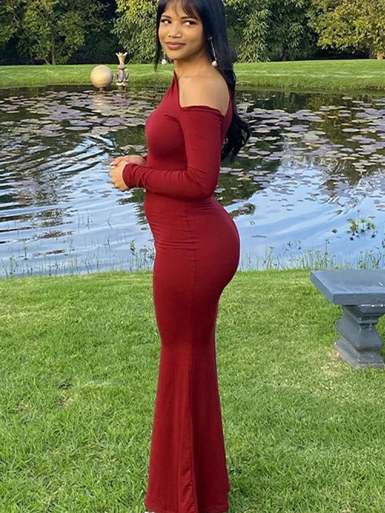 Elegant One-Shoulder Red Knitted Dress for Women