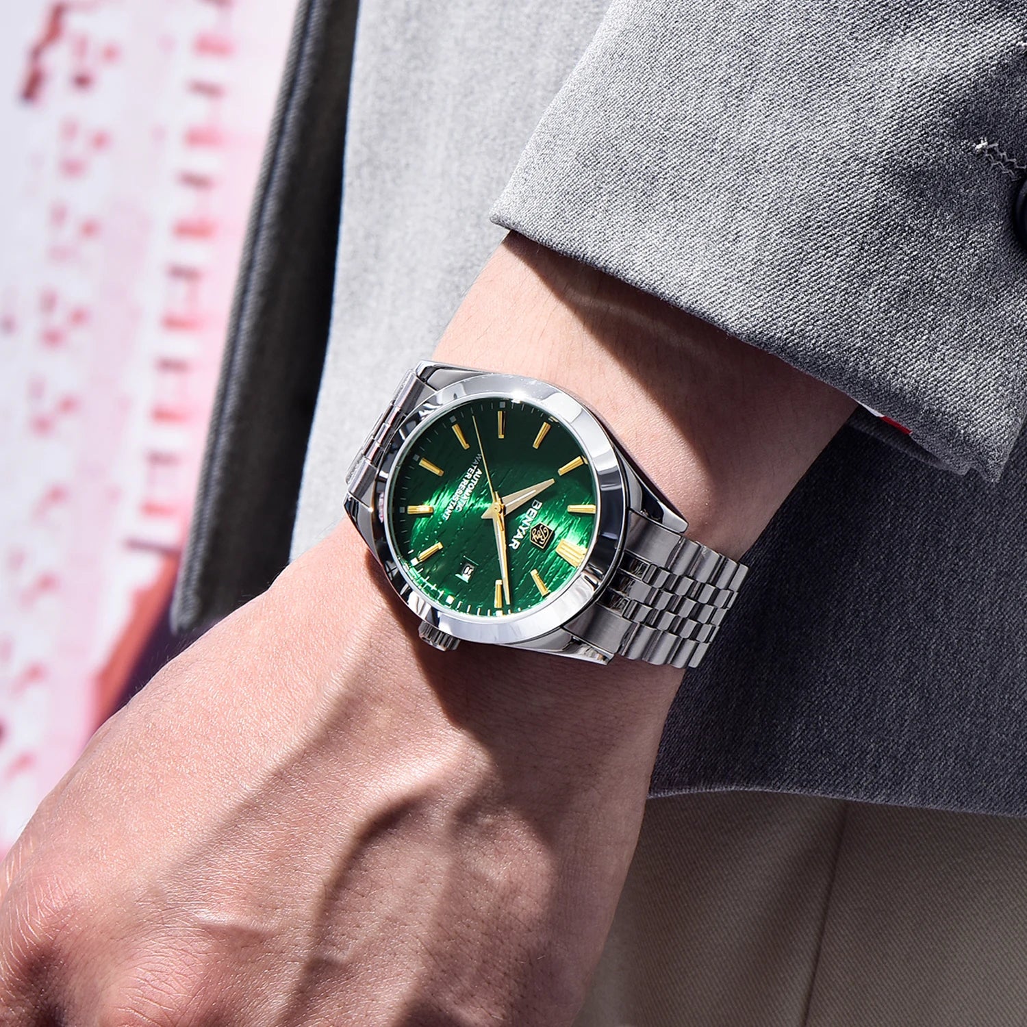 Luxury Mechanical Wristwatch for Men in Stainless Steel