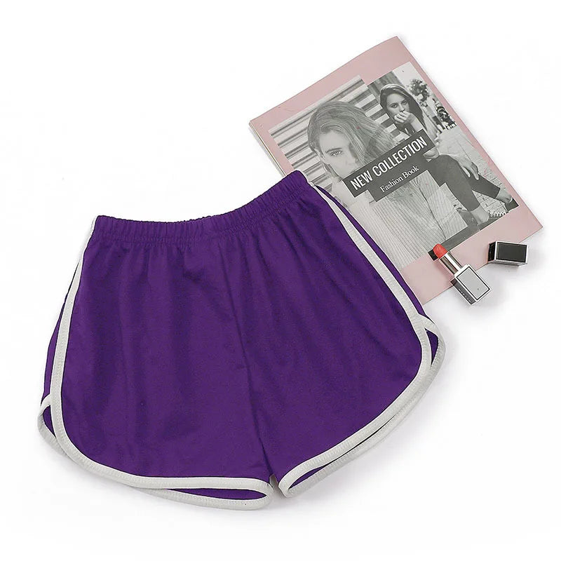 Breathable Polyester Yoga Shorts for Summer Workouts