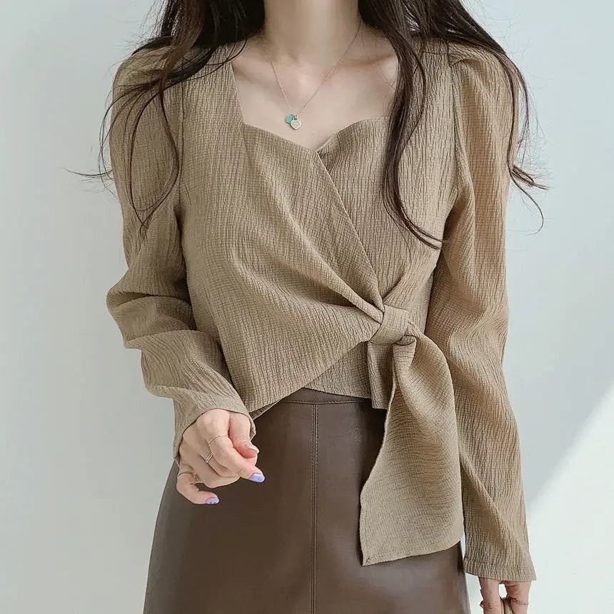 Chic Long Sleeve Korean Style Women's Blouse in Lightweight Chiffon