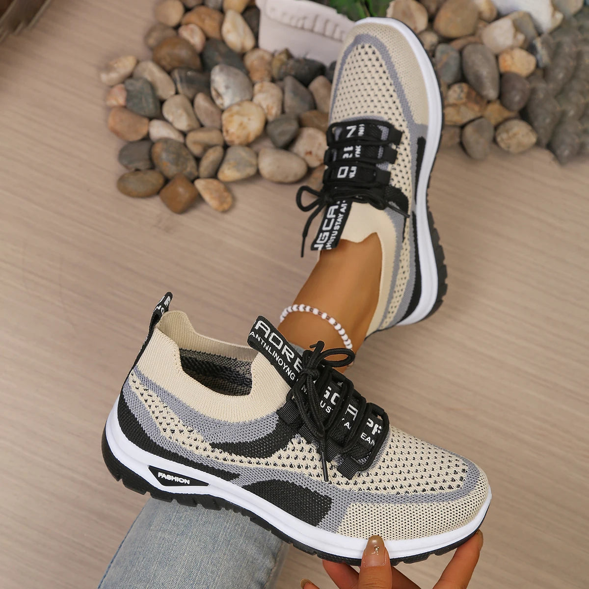 Summer 2026 Women's Casual Sneakers in Two-Color Design