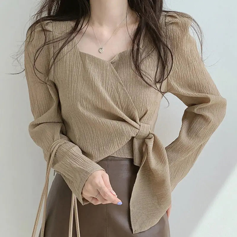 Chic Long Sleeve Korean Style Women's Blouse in Lightweight Chiffon