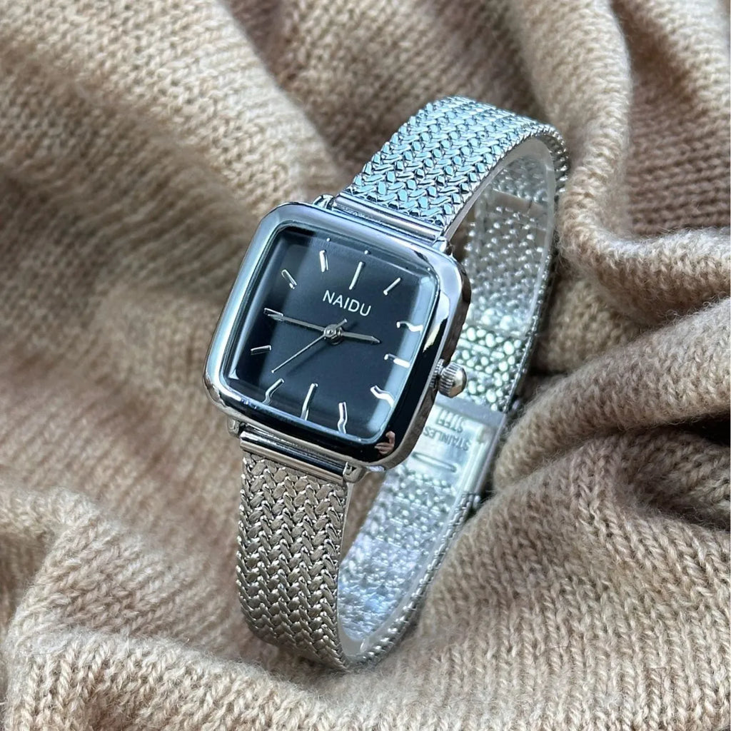 Elegant Women's Quartz Watch with Square Dial and Alloy Band