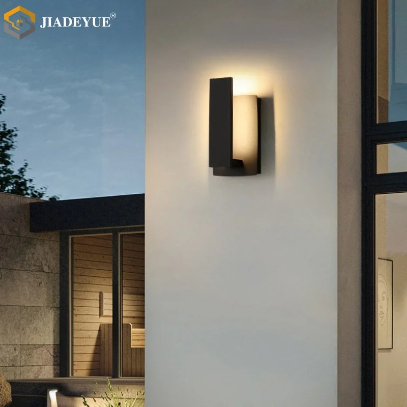 Modern Aluminum Outdoor Waterproof Wall Lamp for Home Lighting