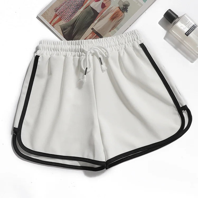 Breathable Polyester Yoga Shorts for Summer Workouts