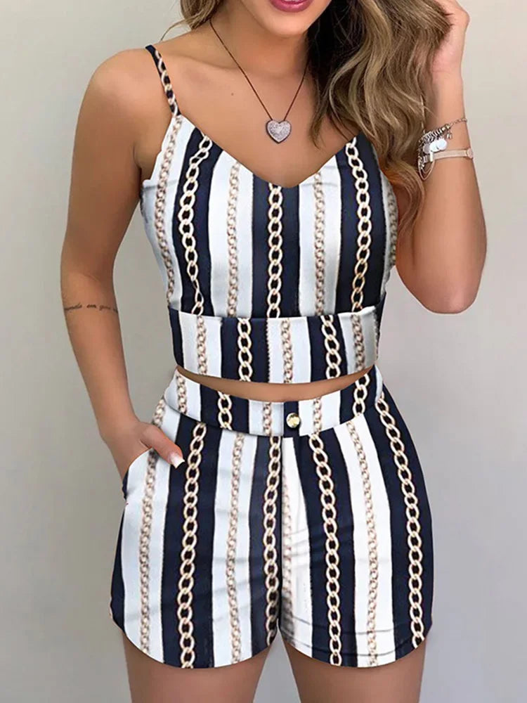 LEOSOXS Print Spaghetti Strap Crop Top and Shorts Set for Women