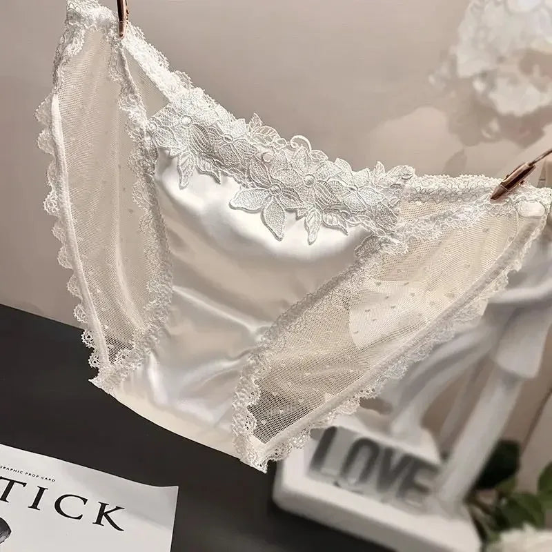 Women's Underwear Sexy Fashionable Satin Lace Thangka Embroidered Transparent Enticing Women's Underwear