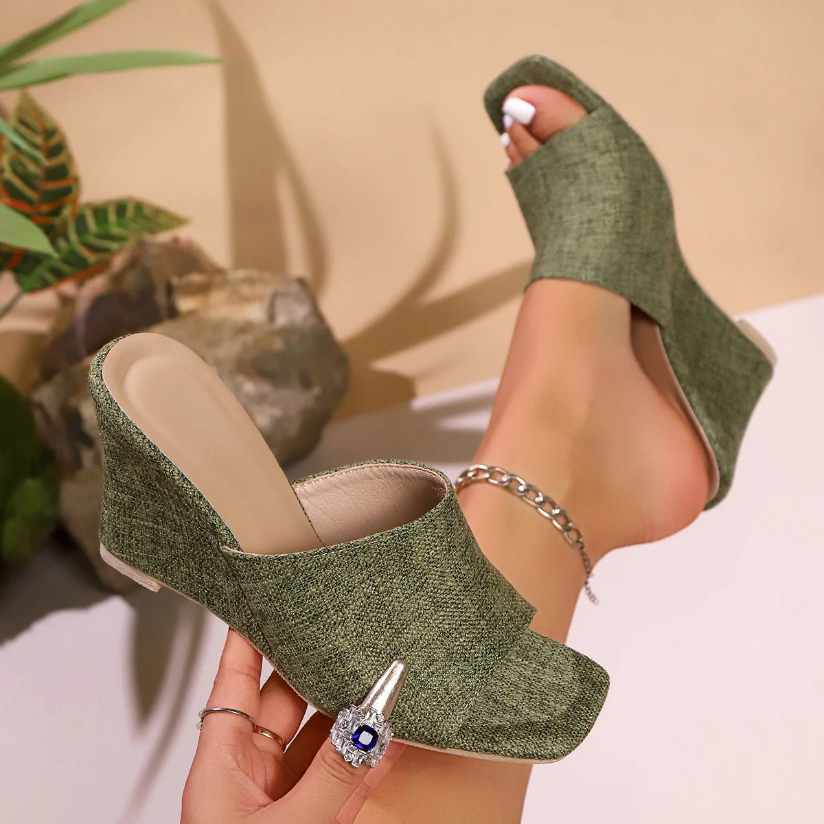 Stylish Women Wedge Sandals for Summer Beach Outings