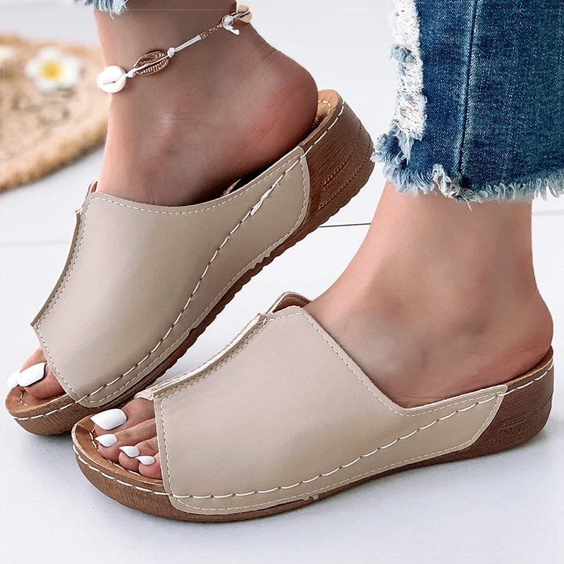 Comfortable Women's Low Platform Sandals for Summer Wear