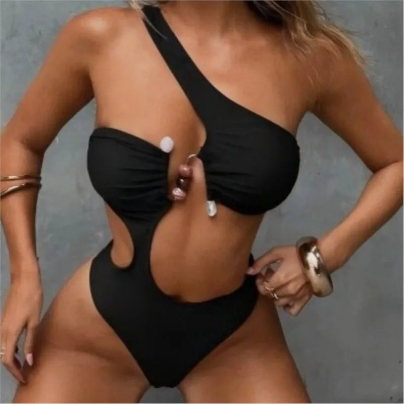 MsChuh Women's Solid Color Bikini Swimsuit Set in Polyester
