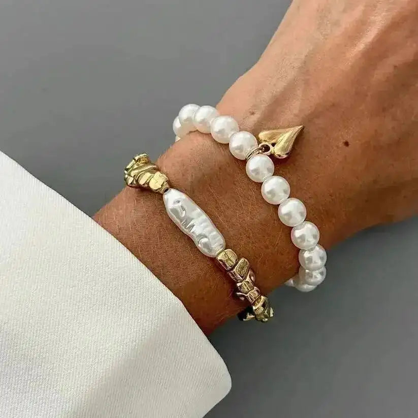 Elegant Imitation Pearl Bracelet Set for Women with Heart Pendant