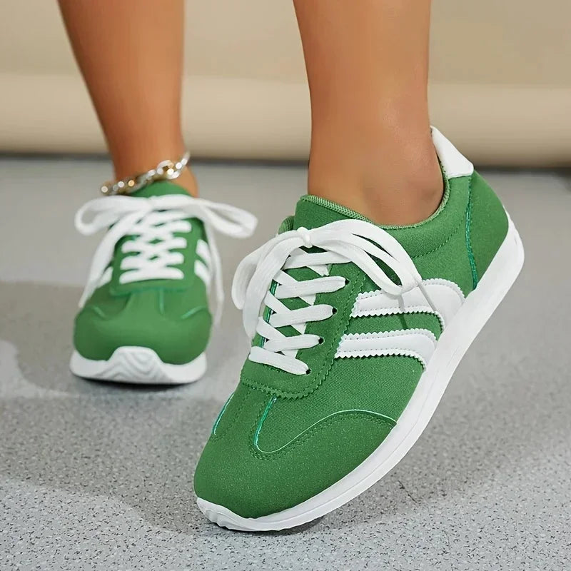 Lightweight Lace-Up Women Sneakers for Spring and Autumn