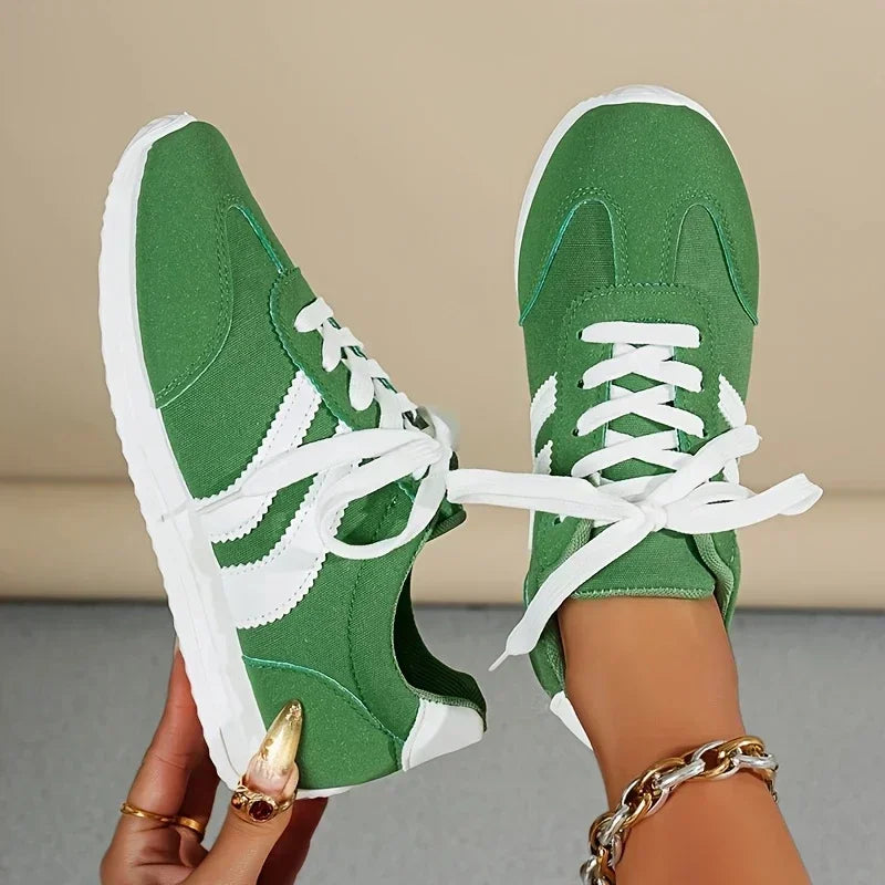 Lightweight Lace-Up Women Sneakers for Spring and Autumn