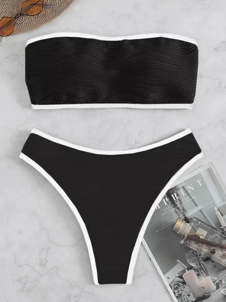 Bandeau Bikini Set in Solid Polyester Elastane for Women