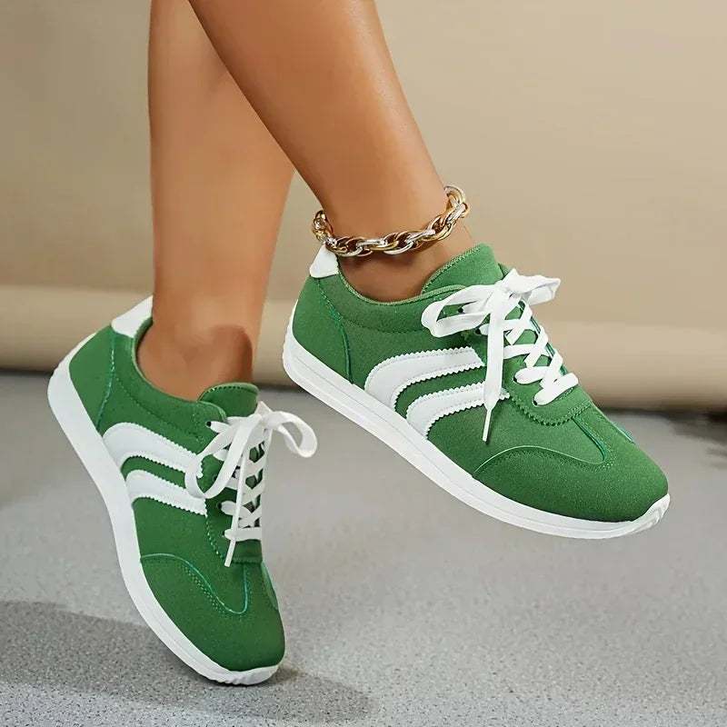 Lightweight Lace-Up Women Sneakers for Spring and Autumn