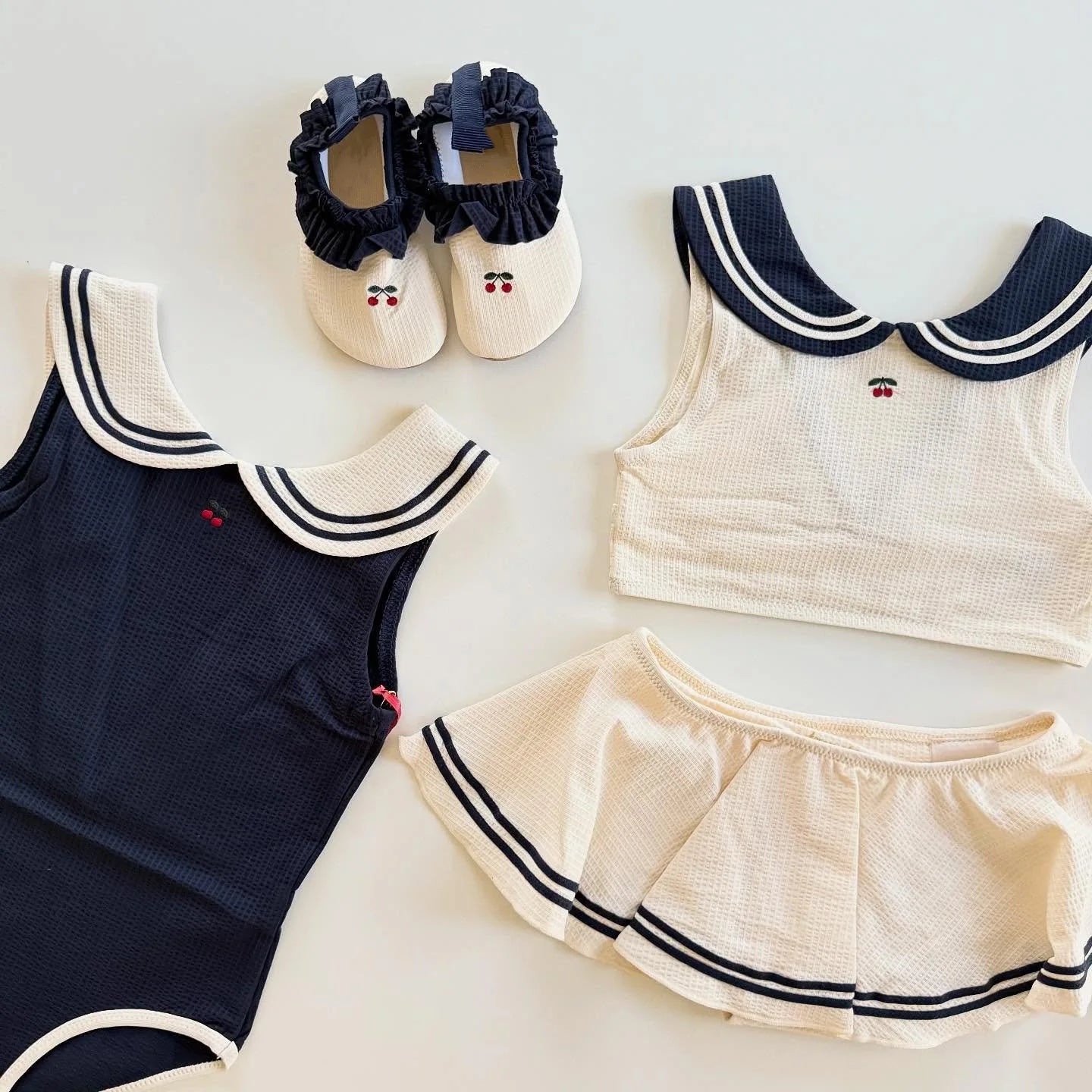 Cute Printed One-Piece Baby Girls Swimsuit for Summer