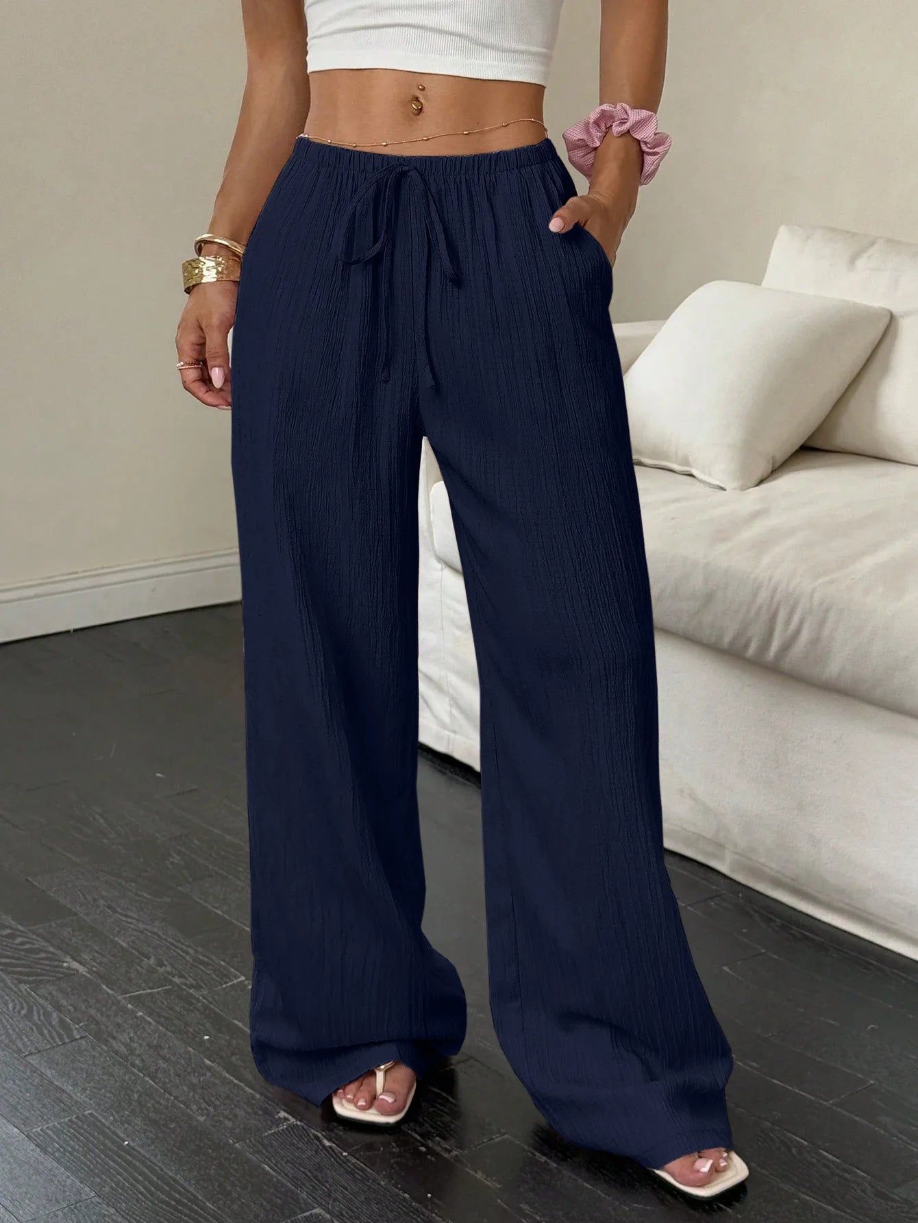 Women's Casual Solid Color Wide-leg Pants in Textured Fabric