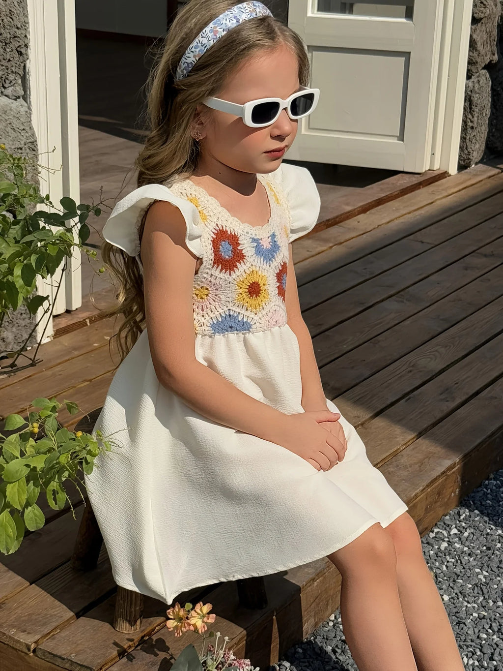 Girls' Floral Summer Dress with Sleeveless Design