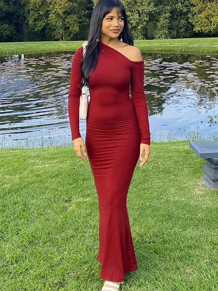 Elegant One-Shoulder Red Knitted Dress for Women