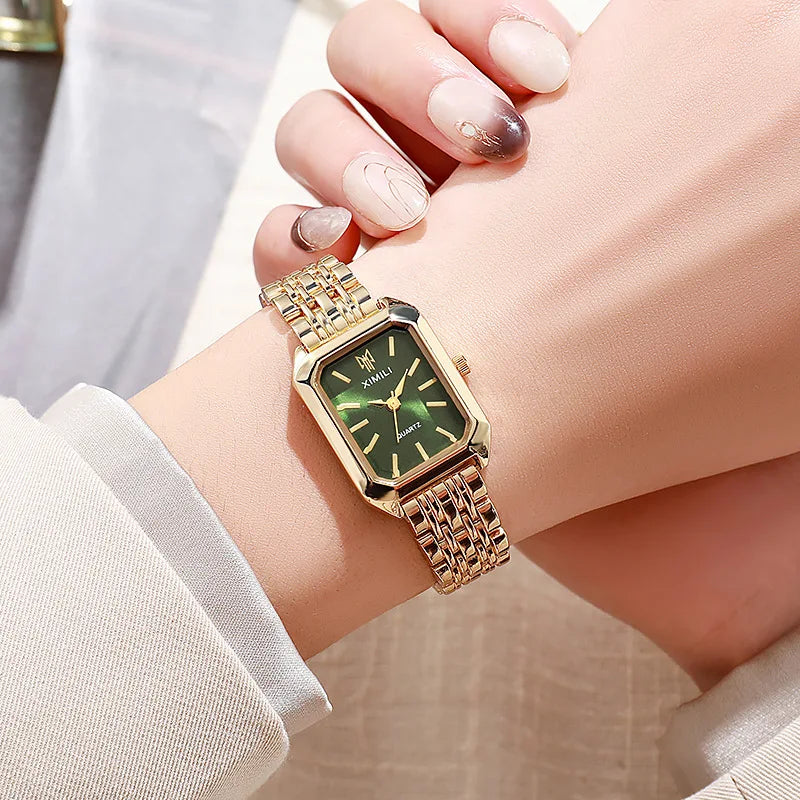 Luxury Gold Plated Quartz Watch for Women with Stainless Steel Band