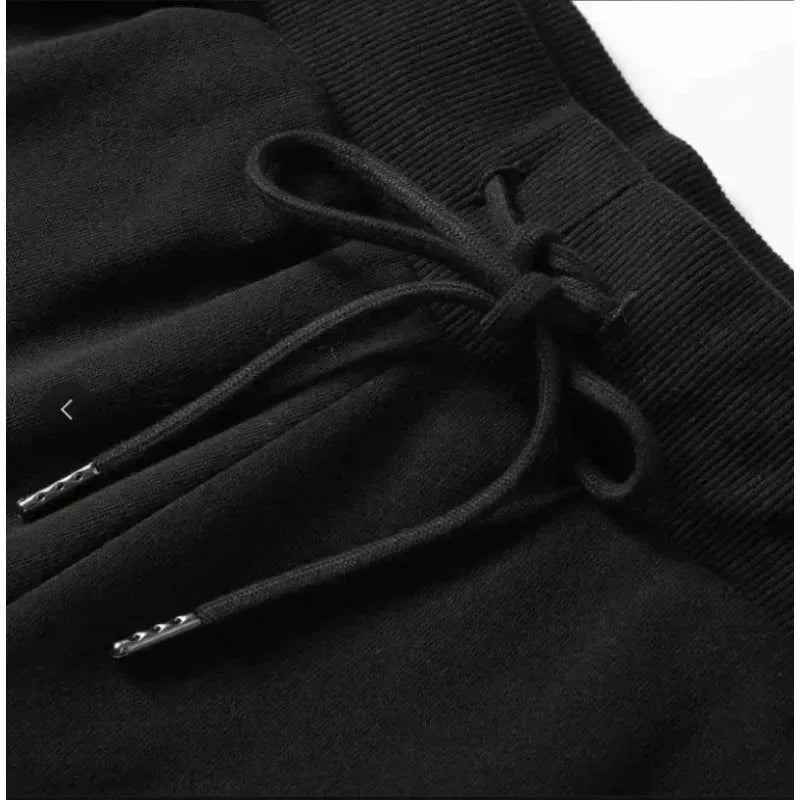 Men's Casual Black and White Shorts for Spring and Summer