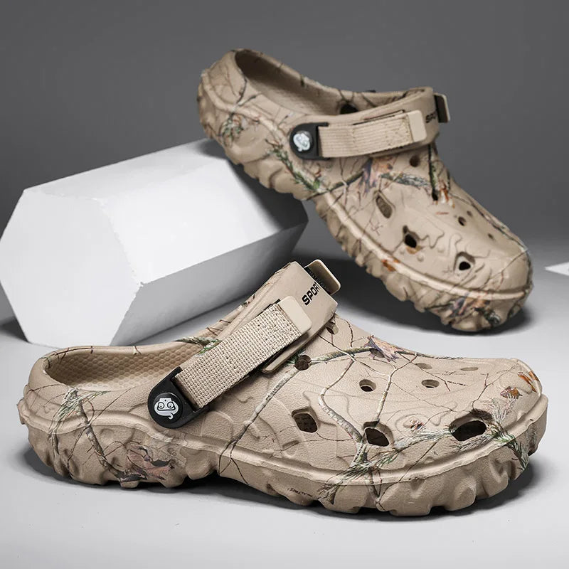 Men Slippers High Quality Classic Outdoor Anti-Slip Garden Shoes Lightweight Fashion Casual Sandals Sandals for Men Platform