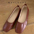 Women Shoes Brand Designer  Ballet Flats Woman Round Toe Japanned Leather Flats Vintage Narrow Band Loafers