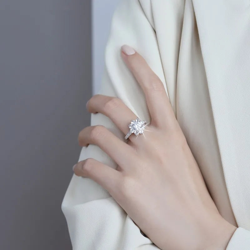 925 Sterling Silver Classic Zircon Ring for Women