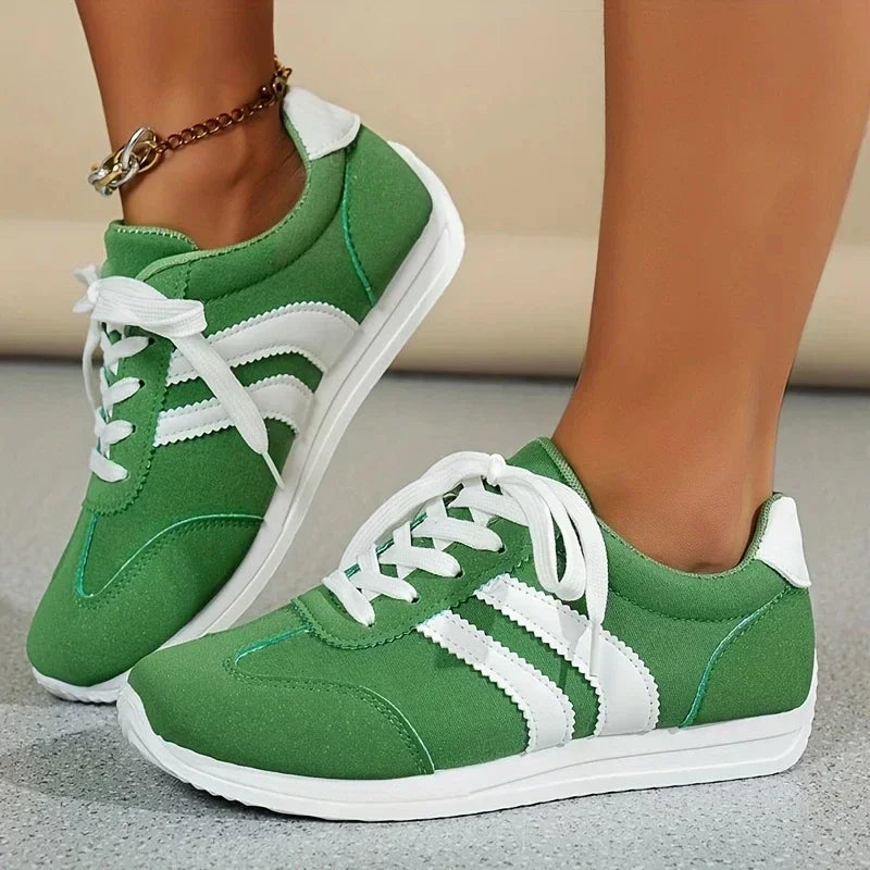 Lightweight Lace-Up Women Sneakers for Spring and Autumn