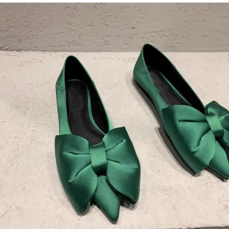 Casual Pointed Toe Flats for Women in Green and Black