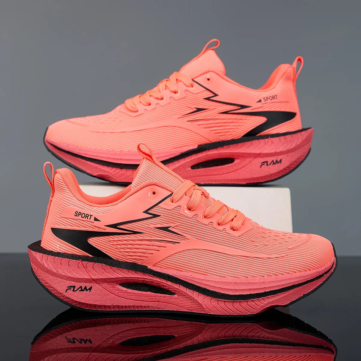 Men's Lightweight Breathable Running Shoes for Casual Use