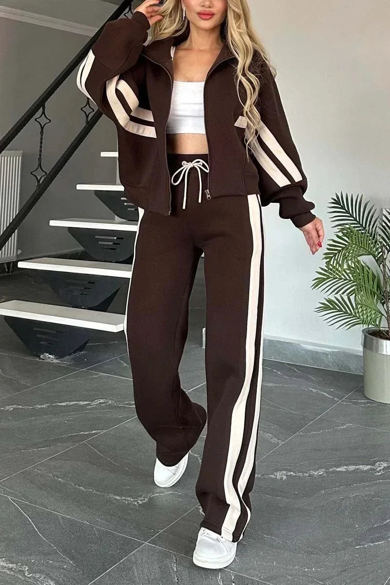 Stylish Striped Jacket and Pants Set for Women