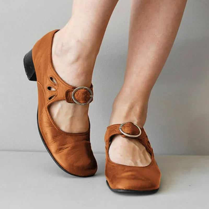 UXST Women's Retro Low Heel Buckle Casual Shoes