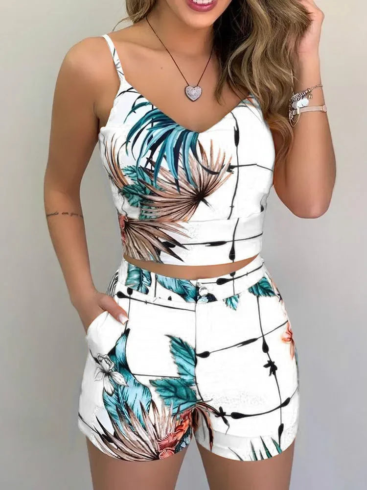 LEOSOXS Print Spaghetti Strap Crop Top and Shorts Set for Women